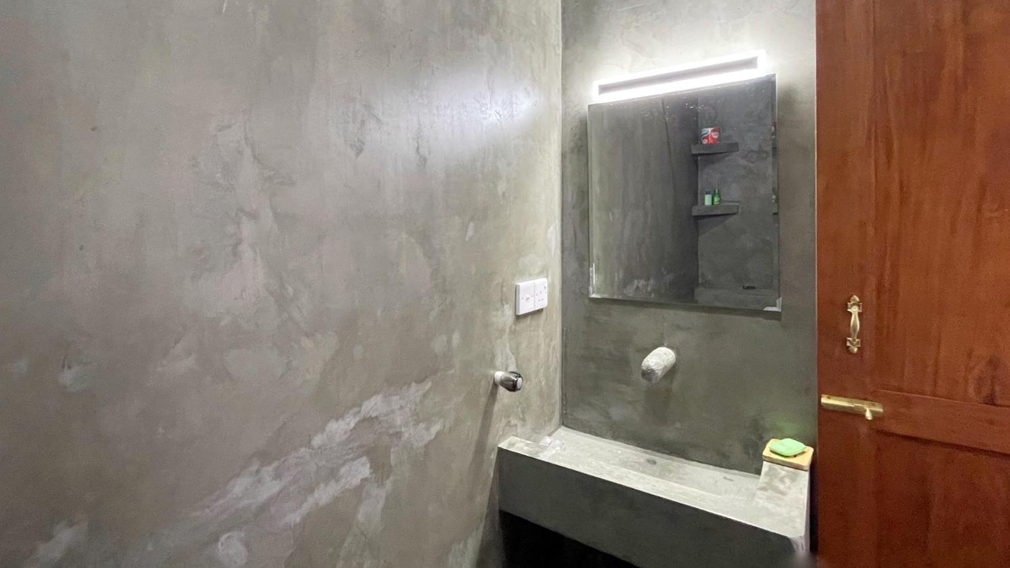 Appartamento Heimathafen Hikka Hikkaduwa Esterno foto