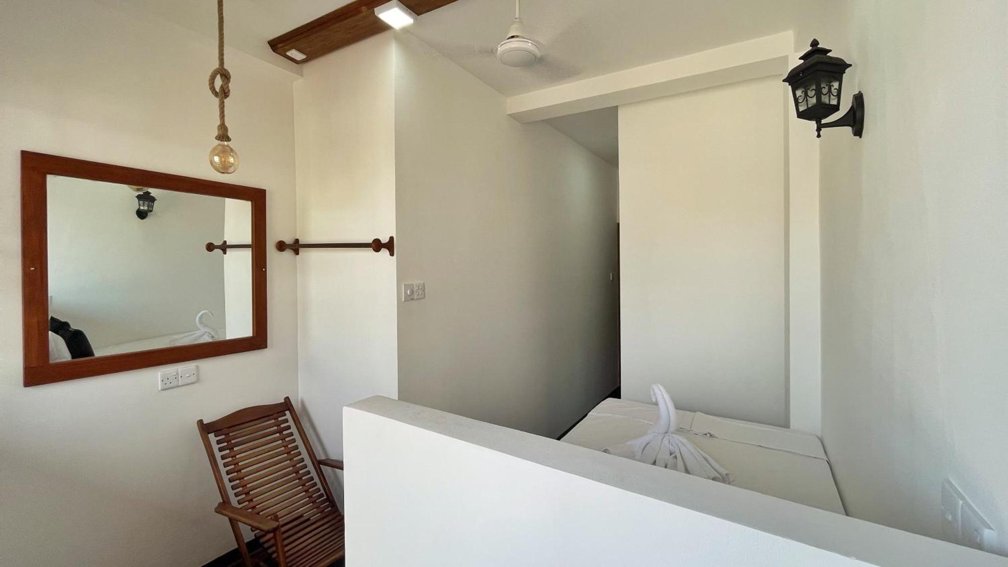 Appartamento Heimathafen Hikka Hikkaduwa Esterno foto